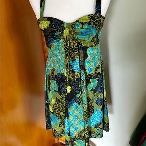 R&M Richards summer dress has a schimmery glow